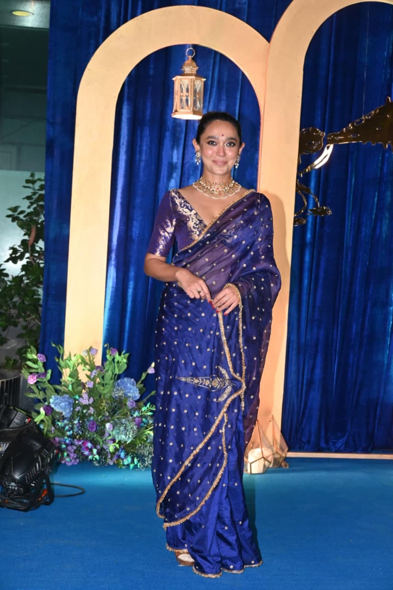 Bollywood celebs are seen in festive best with Diwali parties going on. As Emmay Entertainment hosted bash, Sayani Gupta arrived in a dark blue saree.